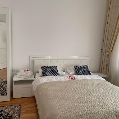 Orhideea Apartment Oradea Zewnętrze zdjęcie