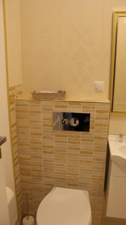 Orhideea Apartment Oradea Zewnętrze zdjęcie