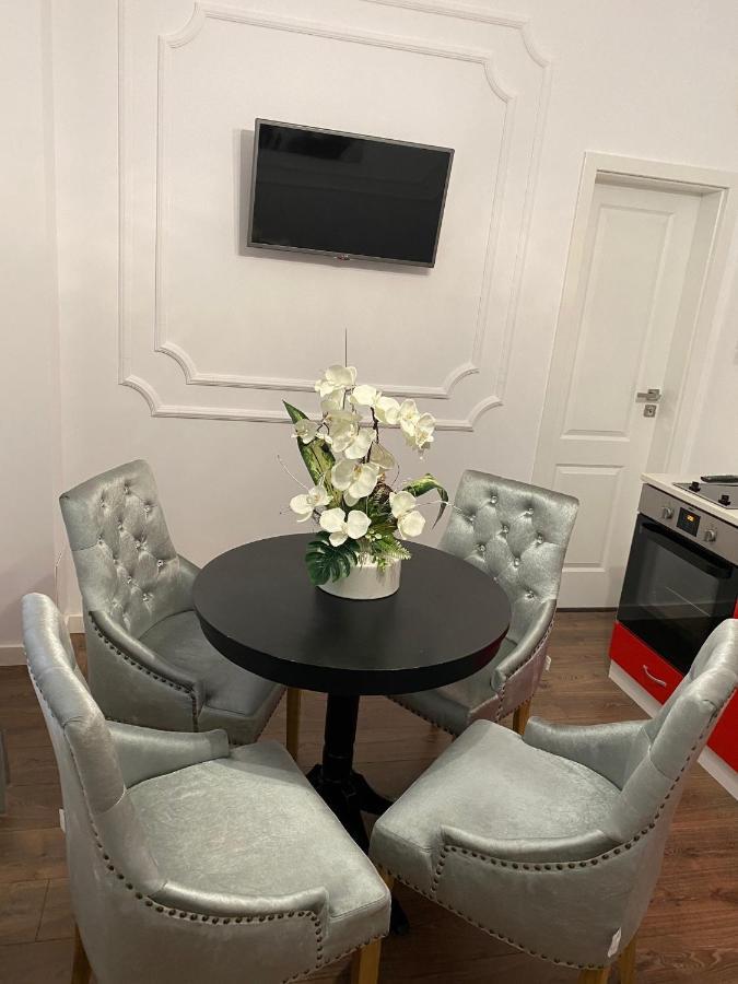 Orhideea Apartment Oradea Zewnętrze zdjęcie